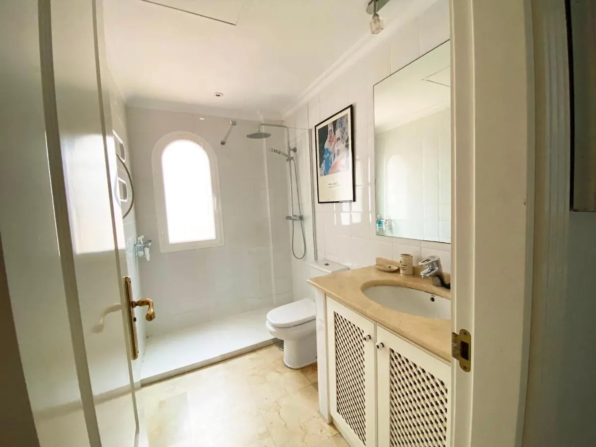 Apartment Urbanizacion La Herradura Marbella