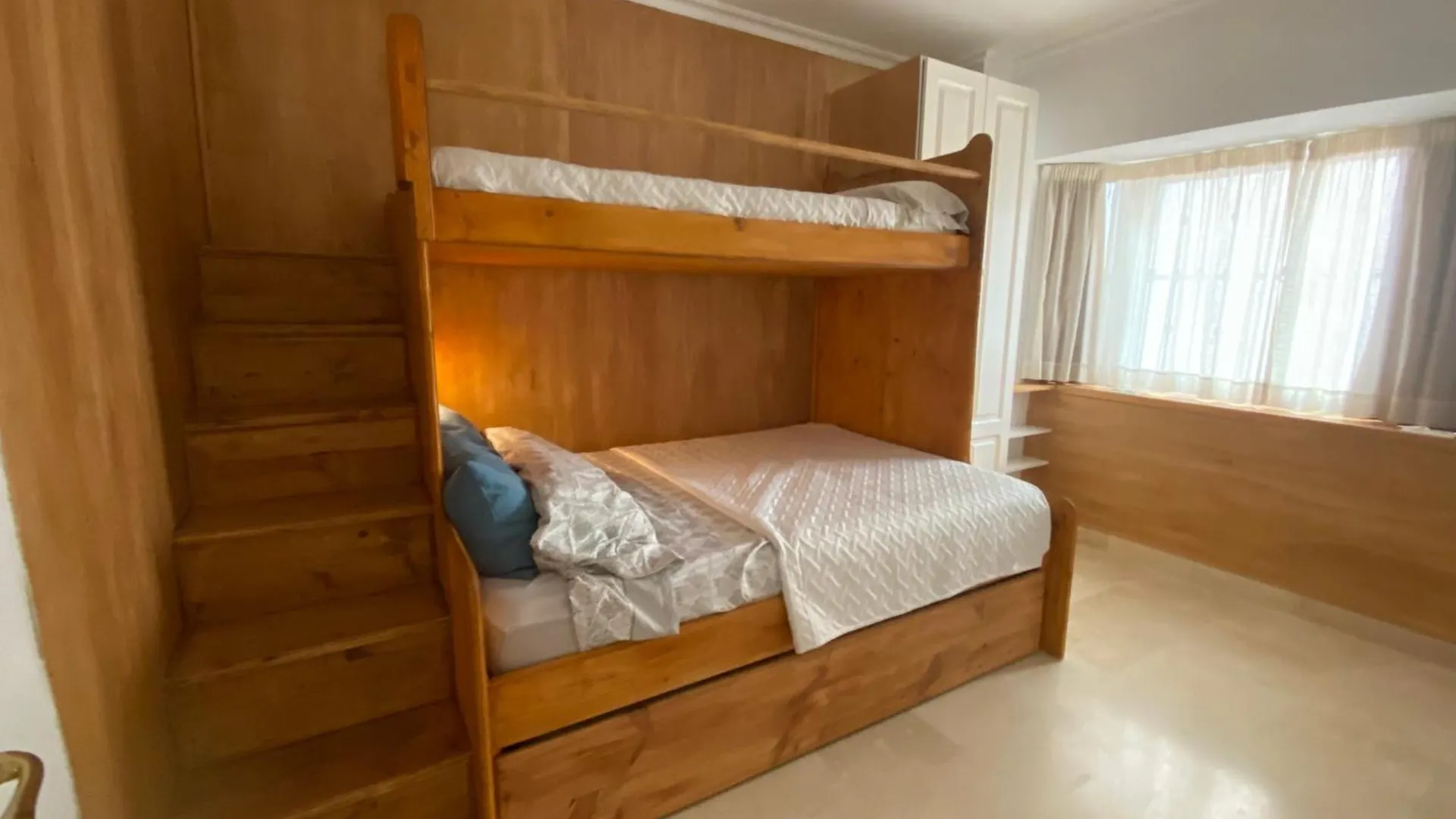 Apartment Urbanizacion La Herradura Marbella Spain