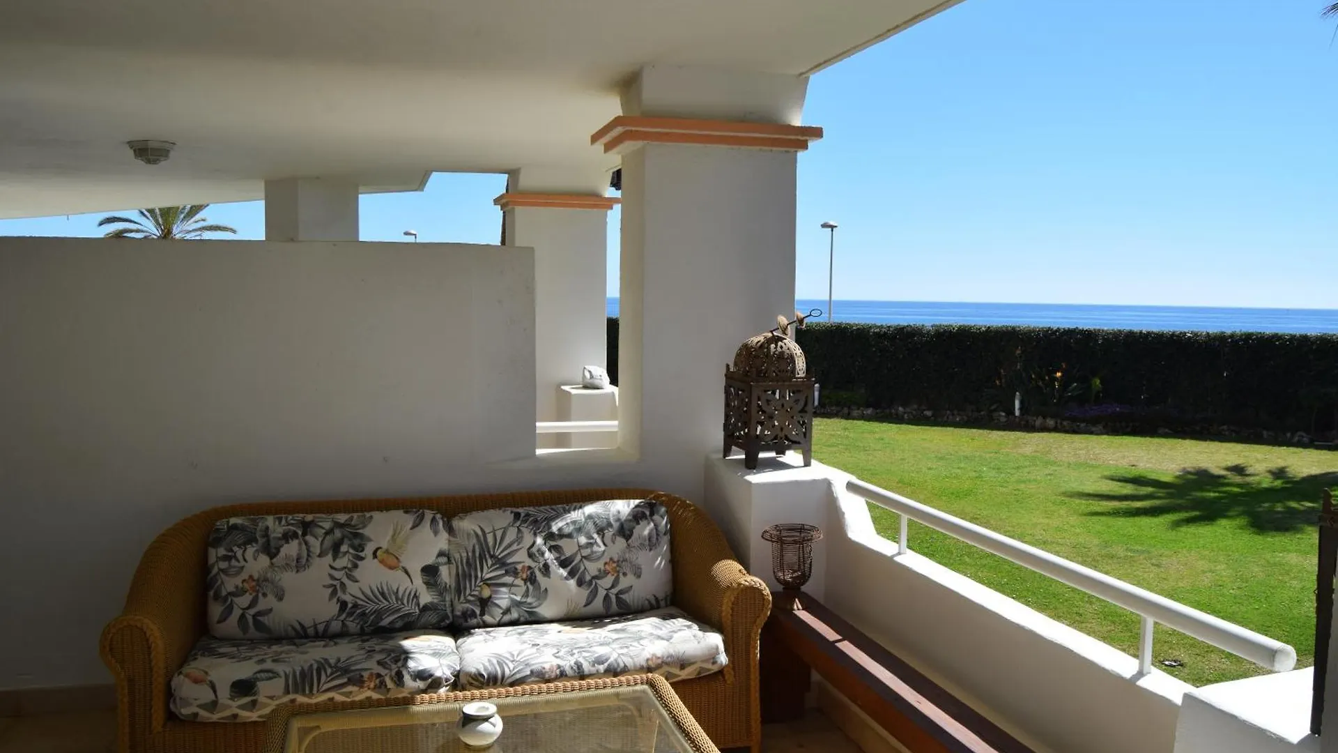 Apartment Urbanizacion La Herradura Marbella Spain
